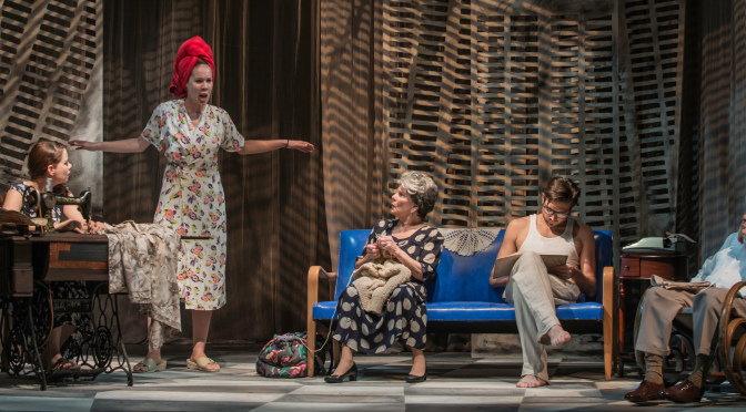 Qué felices son las Barbies!